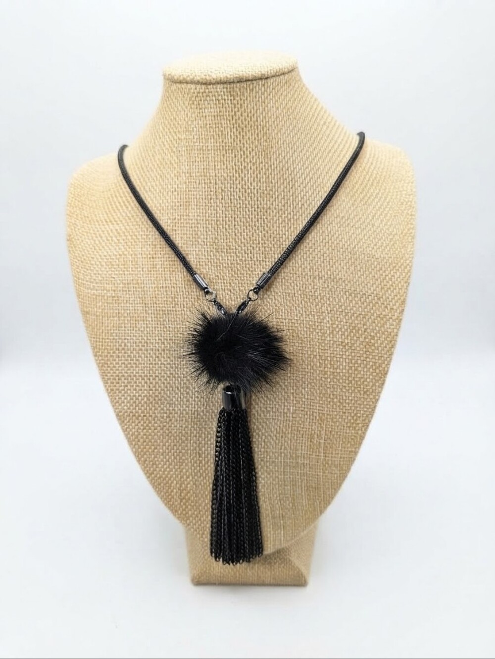 Fur Puff And Black Chain Necklace